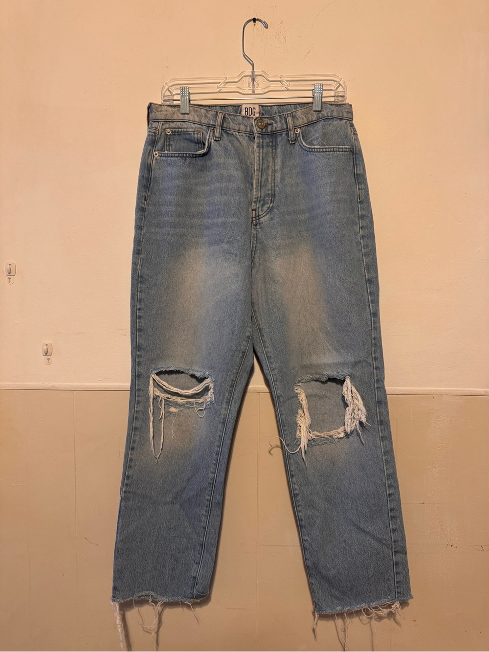 BDG Urban Outfitters Women’s Slim Straight Distressed Jeans Light Wash Size 30